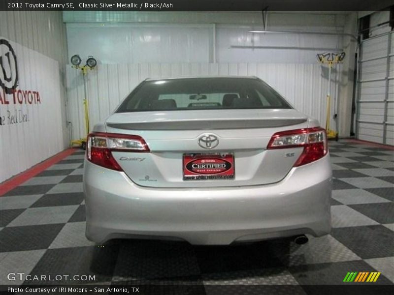 Classic Silver Metallic / Black/Ash 2012 Toyota Camry SE