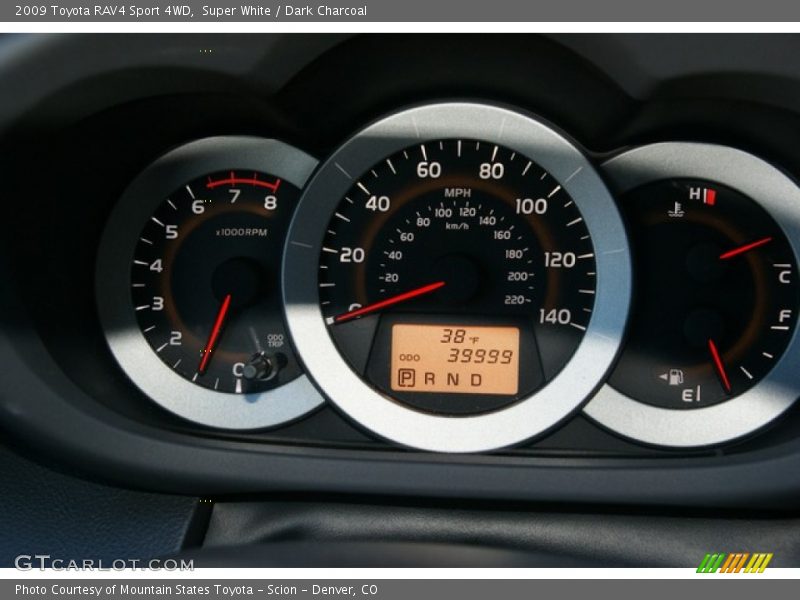 Super White / Dark Charcoal 2009 Toyota RAV4 Sport 4WD