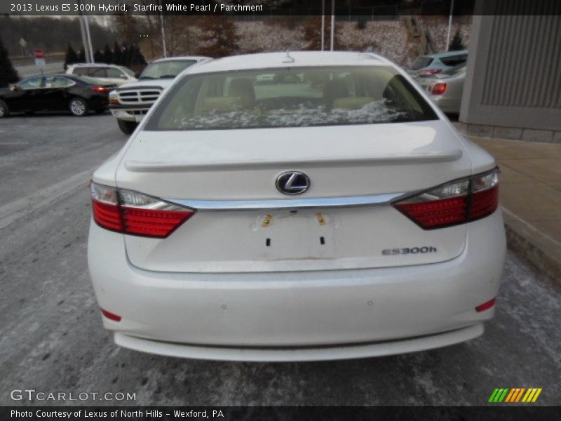 Starfire White Pearl / Parchment 2013 Lexus ES 300h Hybrid