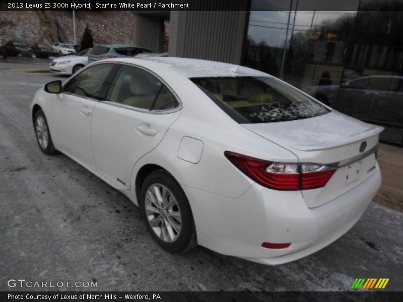 Starfire White Pearl / Parchment 2013 Lexus ES 300h Hybrid