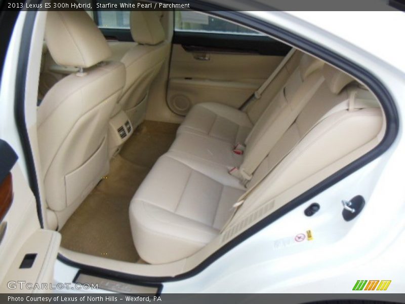 Starfire White Pearl / Parchment 2013 Lexus ES 300h Hybrid