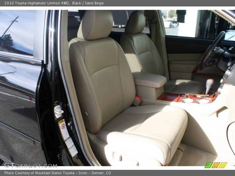 Black / Sand Beige 2010 Toyota Highlander Limited 4WD