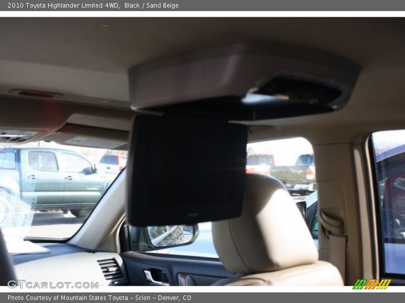 Black / Sand Beige 2010 Toyota Highlander Limited 4WD