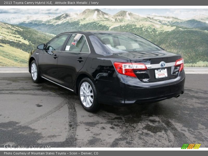 Attitude Black Metallic / Ivory 2013 Toyota Camry Hybrid XLE