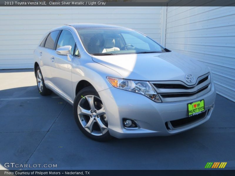 Classic Silver Metallic / Light Gray 2013 Toyota Venza XLE