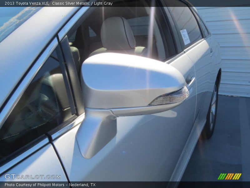 Classic Silver Metallic / Light Gray 2013 Toyota Venza XLE