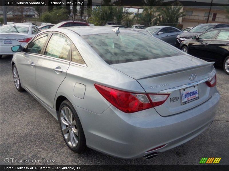 Radiant Silver / Gray 2013 Hyundai Sonata SE
