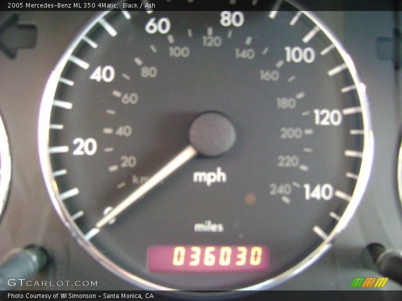 Black / Ash 2005 Mercedes-Benz ML 350 4Matic