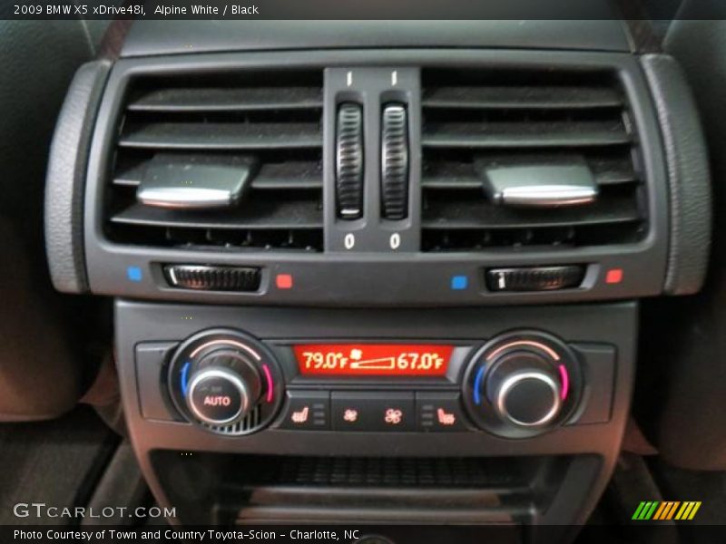 Alpine White / Black 2009 BMW X5 xDrive48i