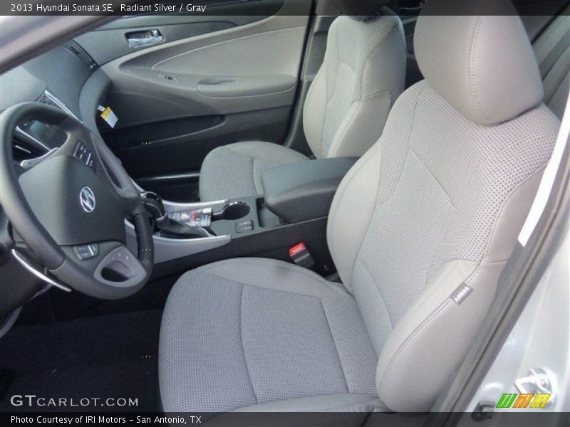 Radiant Silver / Gray 2013 Hyundai Sonata SE