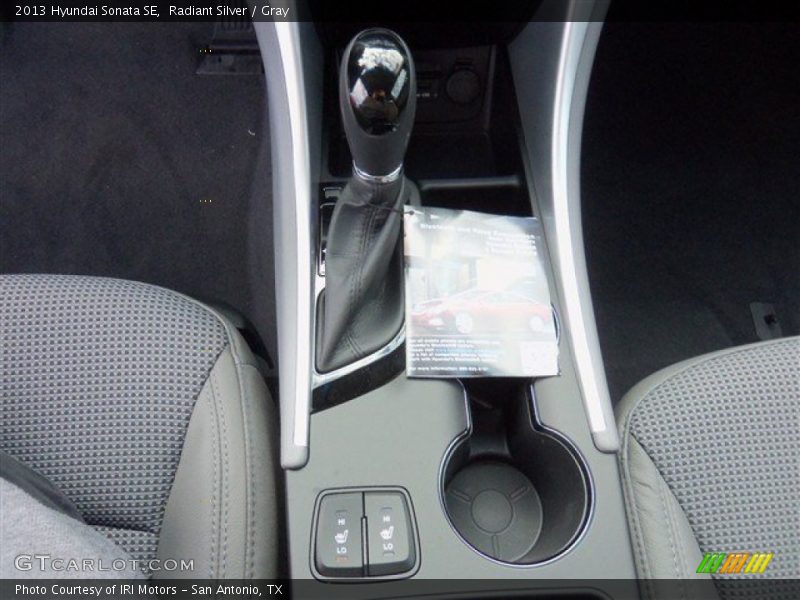 Radiant Silver / Gray 2013 Hyundai Sonata SE