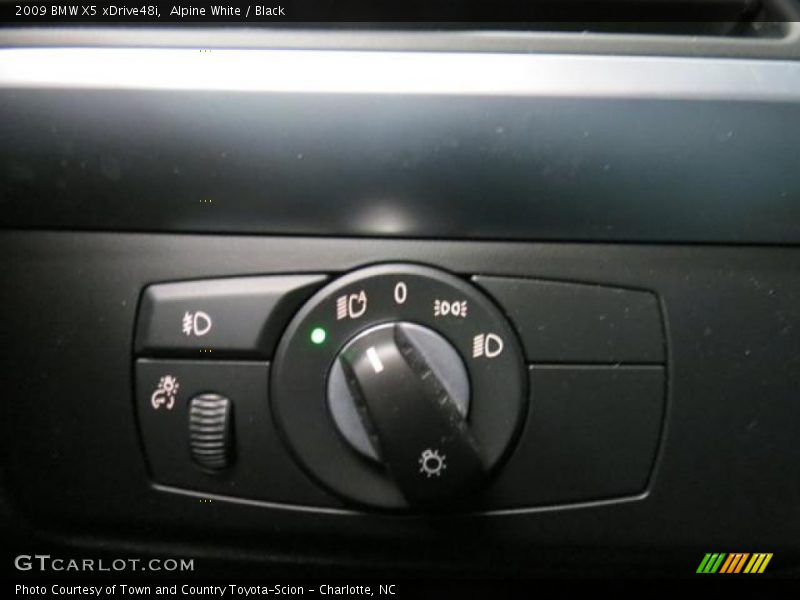 Alpine White / Black 2009 BMW X5 xDrive48i