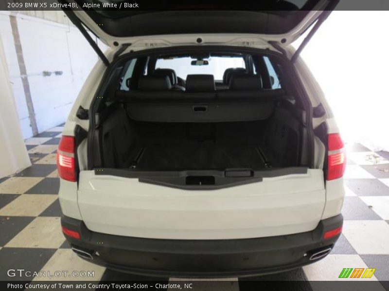 Alpine White / Black 2009 BMW X5 xDrive48i