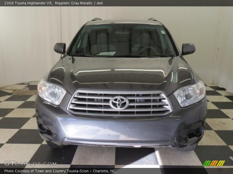 Magnetic Gray Metallic / Ash 2009 Toyota Highlander V6