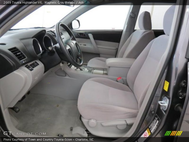 Magnetic Gray Metallic / Ash 2009 Toyota Highlander V6
