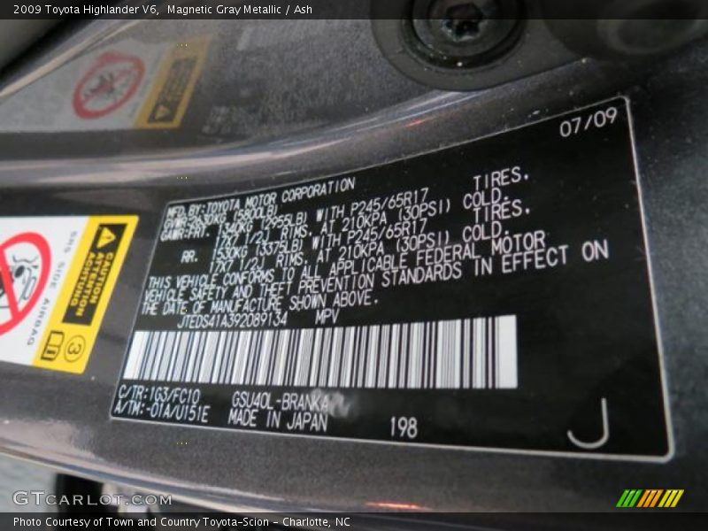 Magnetic Gray Metallic / Ash 2009 Toyota Highlander V6