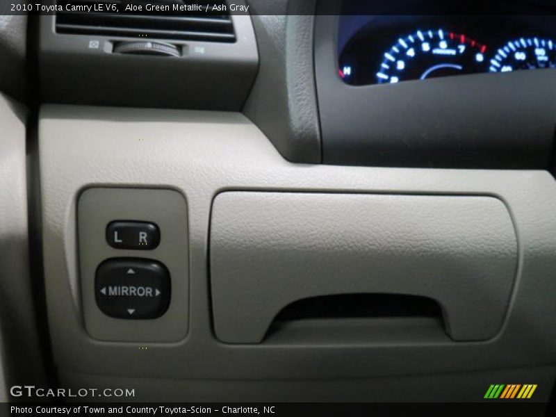 Aloe Green Metallic / Ash Gray 2010 Toyota Camry LE V6