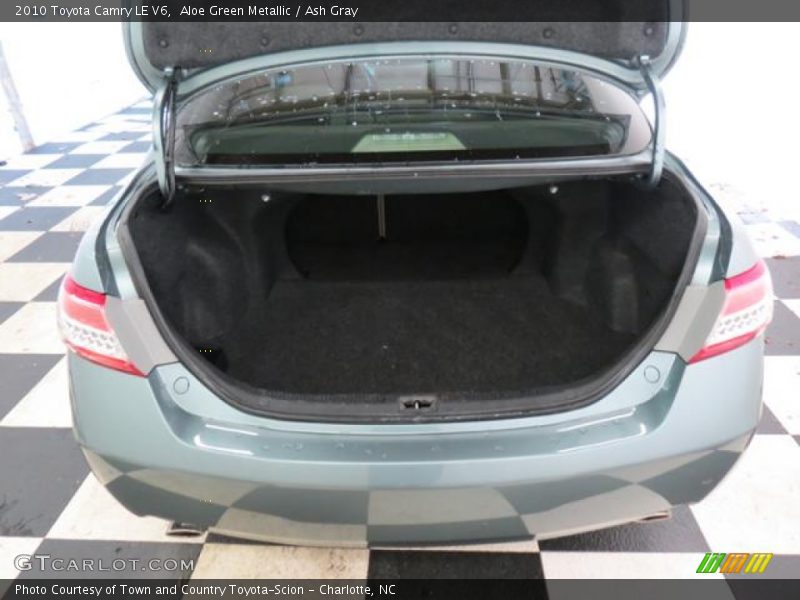 Aloe Green Metallic / Ash Gray 2010 Toyota Camry LE V6