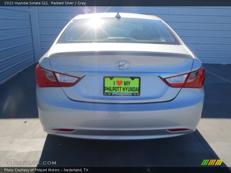 Radiant Silver / Gray 2013 Hyundai Sonata GLS