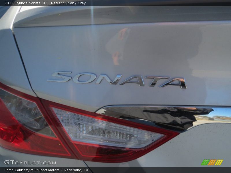 Radiant Silver / Gray 2013 Hyundai Sonata GLS