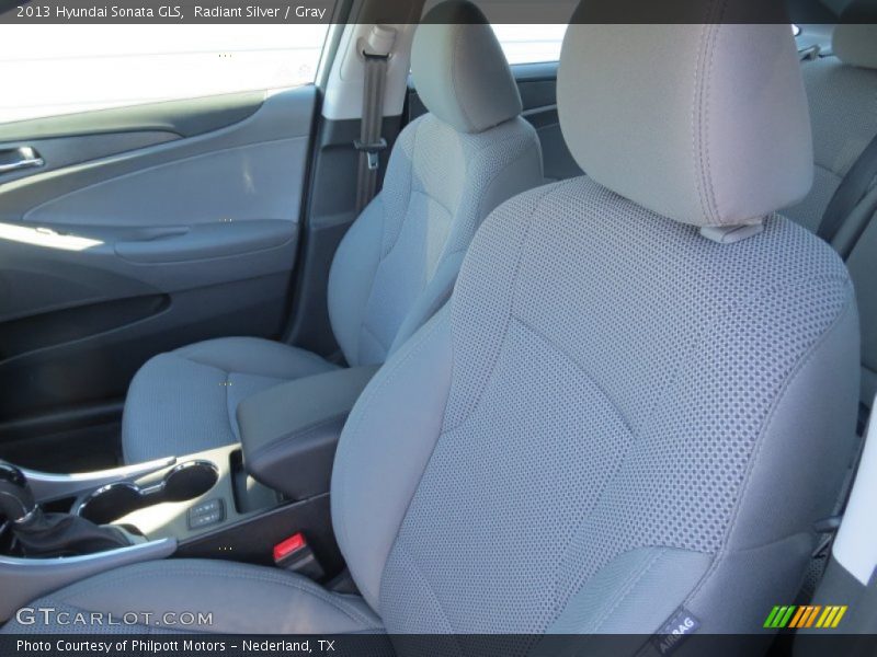 Radiant Silver / Gray 2013 Hyundai Sonata GLS