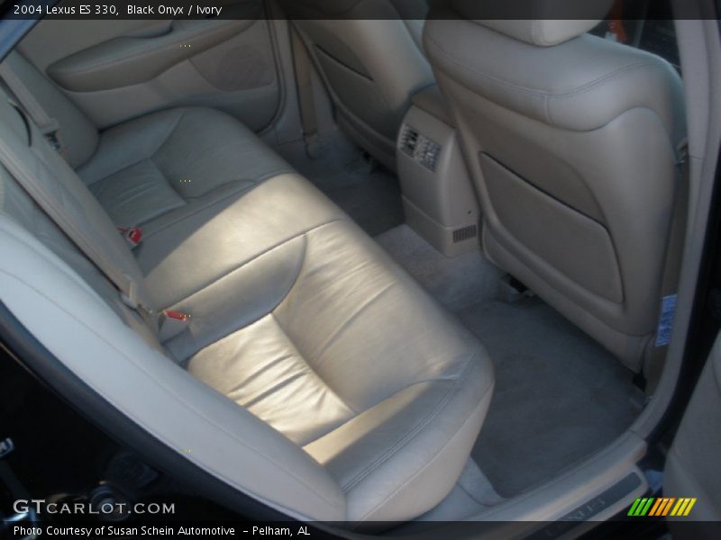 Black Onyx / Ivory 2004 Lexus ES 330