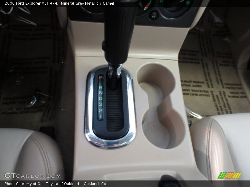Mineral Grey Metallic / Camel 2006 Ford Explorer XLT 4x4