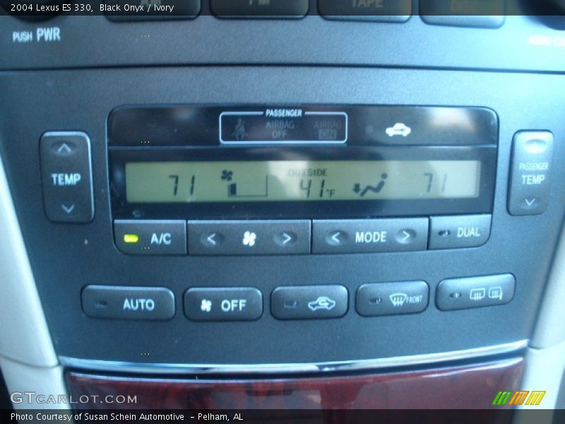 Black Onyx / Ivory 2004 Lexus ES 330