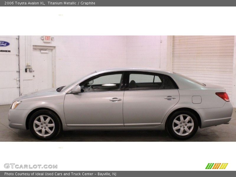 Titanium Metallic / Graphite 2006 Toyota Avalon XL