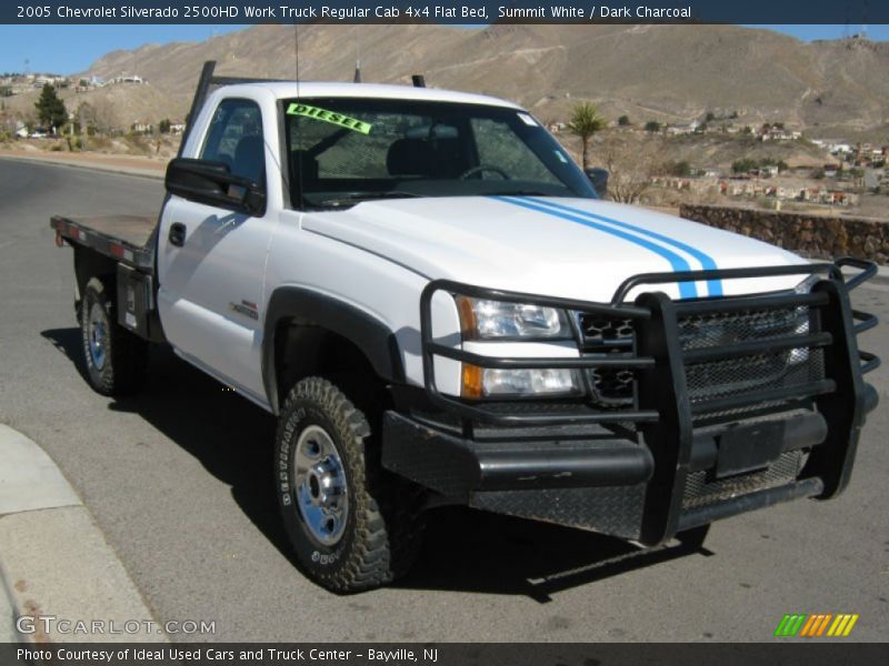 Summit White / Dark Charcoal 2005 Chevrolet Silverado 2500HD Work Truck Regular Cab 4x4 Flat Bed