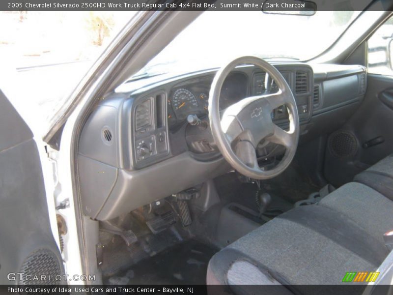 Summit White / Dark Charcoal 2005 Chevrolet Silverado 2500HD Work Truck Regular Cab 4x4 Flat Bed