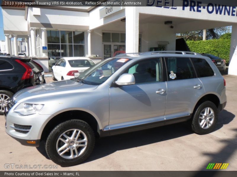 Reflex Silver Metallic / Anthracite 2010 Volkswagen Touareg VR6 FSI 4XMotion
