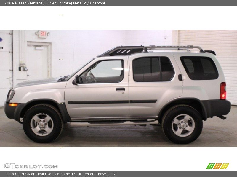 Silver Lightning Metallic / Charcoal 2004 Nissan Xterra SE