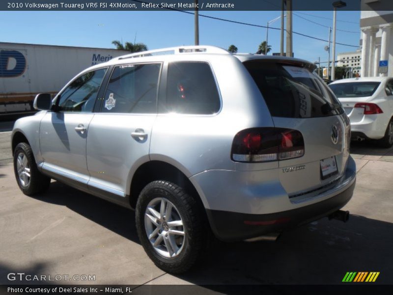 Reflex Silver Metallic / Anthracite 2010 Volkswagen Touareg VR6 FSI 4XMotion
