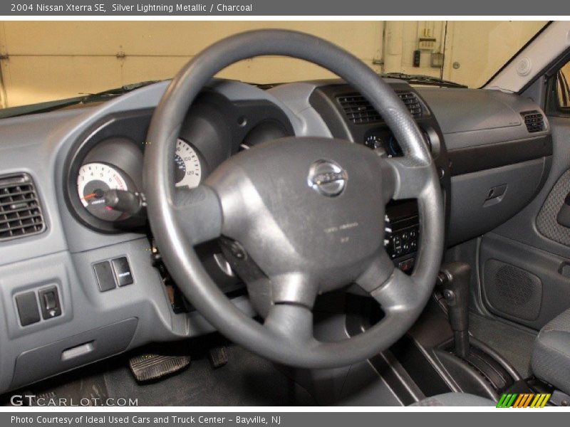 Silver Lightning Metallic / Charcoal 2004 Nissan Xterra SE