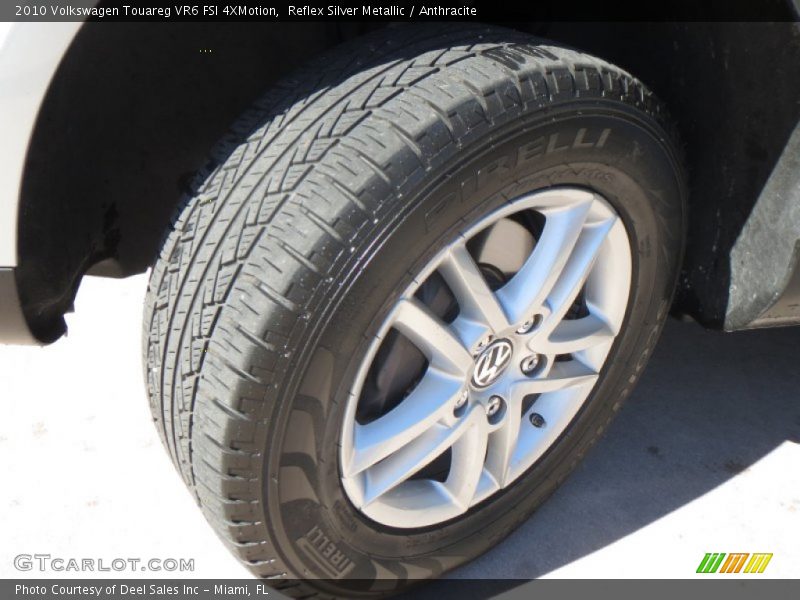 Reflex Silver Metallic / Anthracite 2010 Volkswagen Touareg VR6 FSI 4XMotion