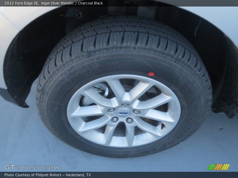 Ingot Silver Metallic / Charcoal Black 2013 Ford Edge SE