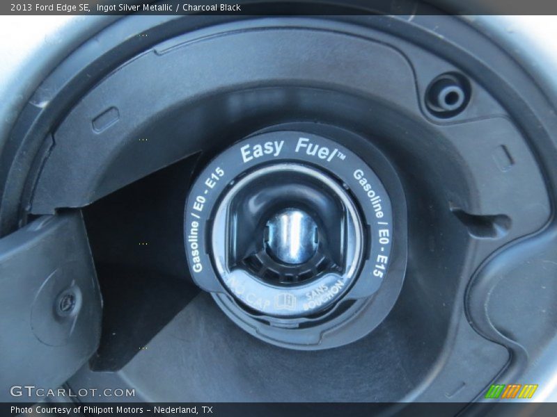 Ingot Silver Metallic / Charcoal Black 2013 Ford Edge SE