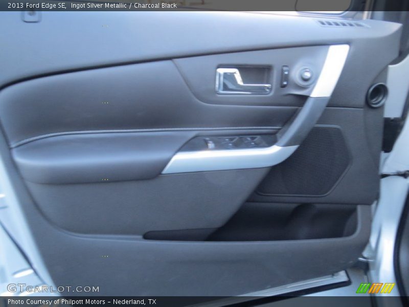 Ingot Silver Metallic / Charcoal Black 2013 Ford Edge SE