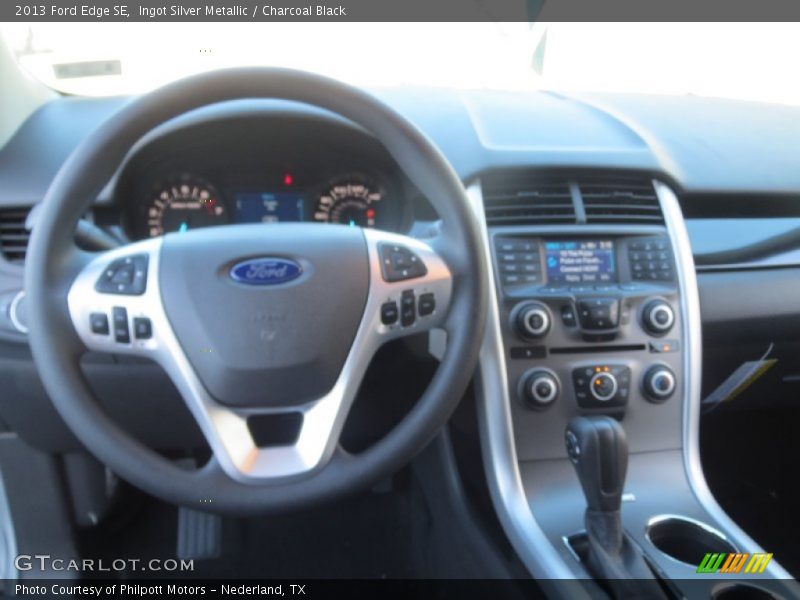 Ingot Silver Metallic / Charcoal Black 2013 Ford Edge SE