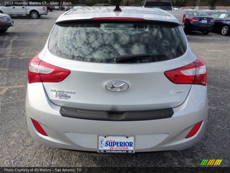 Silver / Black 2013 Hyundai Elantra GT