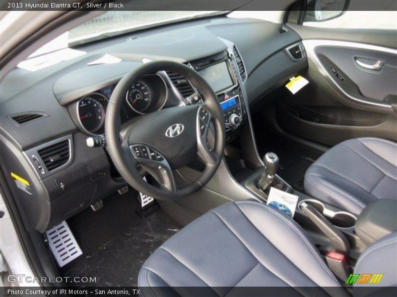 Silver / Black 2013 Hyundai Elantra GT