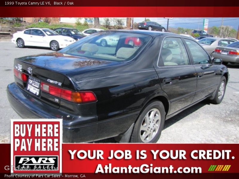 Black / Oak 1999 Toyota Camry LE V6