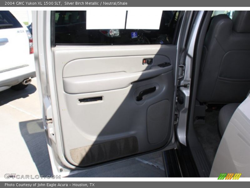 Silver Birch Metallic / Neutral/Shale 2004 GMC Yukon XL 1500 SLT