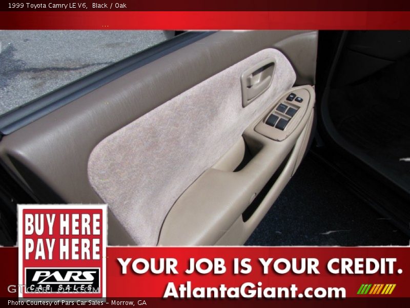 Black / Oak 1999 Toyota Camry LE V6
