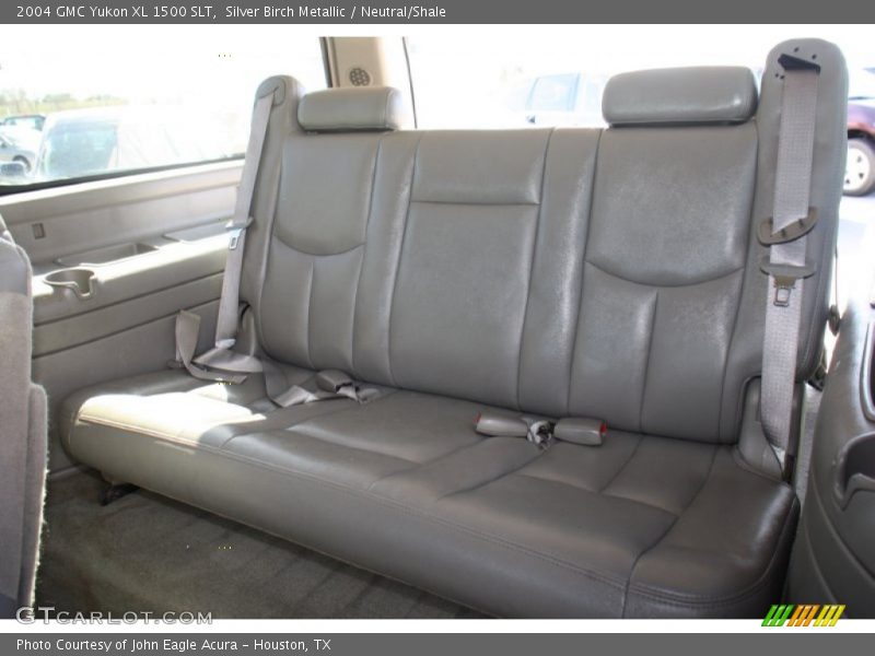 Silver Birch Metallic / Neutral/Shale 2004 GMC Yukon XL 1500 SLT