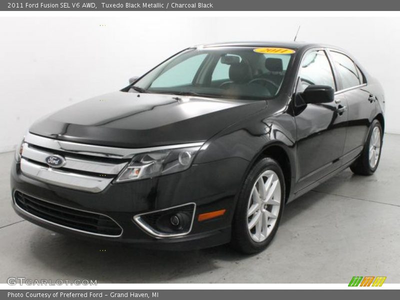 Tuxedo Black Metallic / Charcoal Black 2011 Ford Fusion SEL V6 AWD
