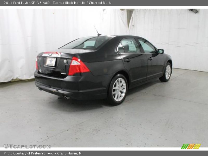 Tuxedo Black Metallic / Charcoal Black 2011 Ford Fusion SEL V6 AWD