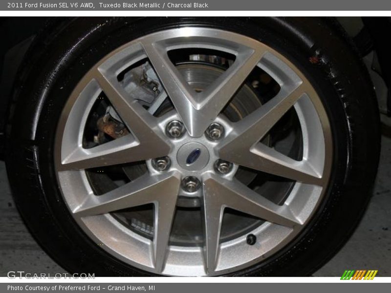 Tuxedo Black Metallic / Charcoal Black 2011 Ford Fusion SEL V6 AWD