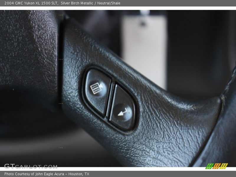 Silver Birch Metallic / Neutral/Shale 2004 GMC Yukon XL 1500 SLT
